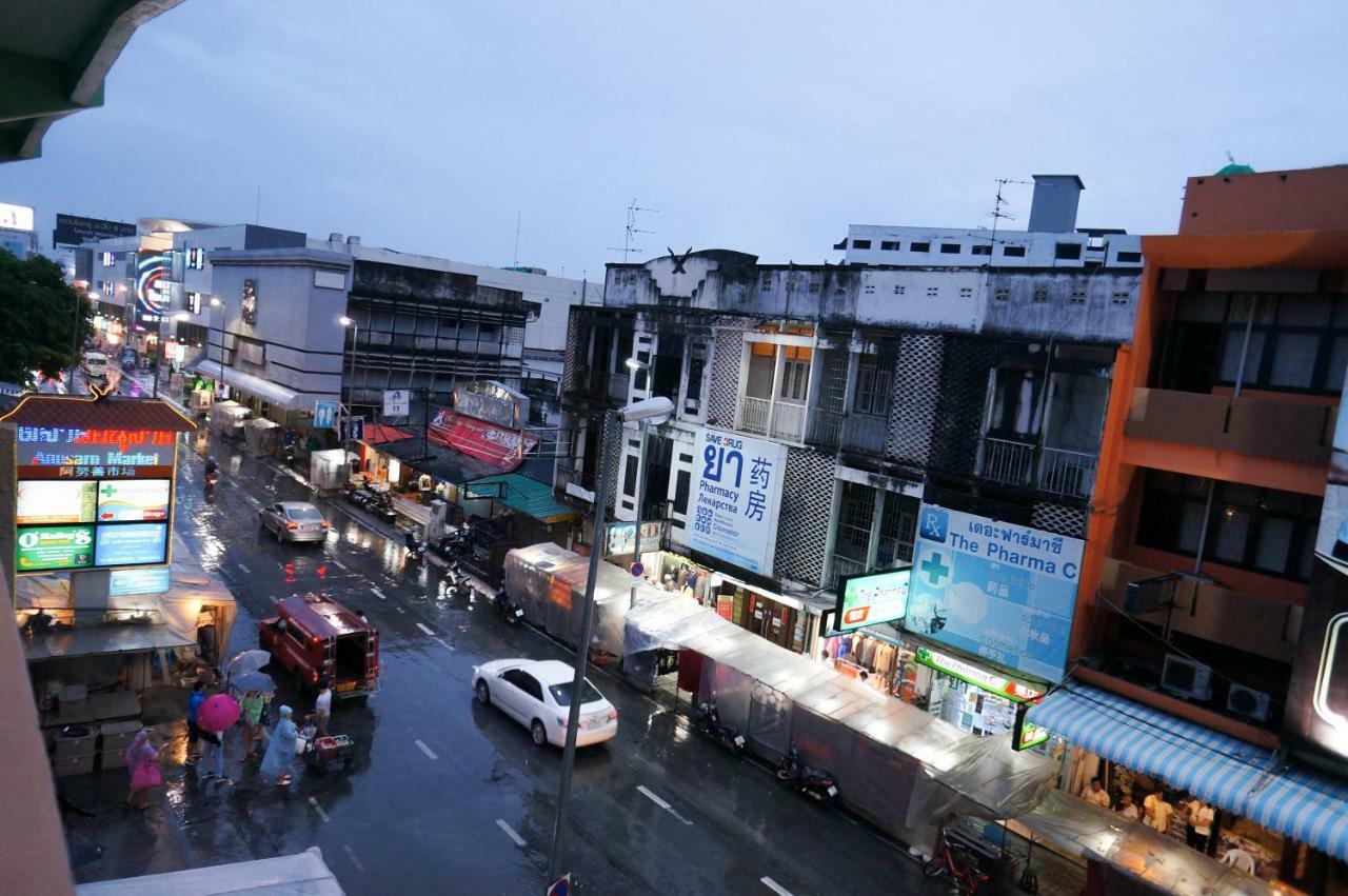 Lux Rooms Night Bazaar Chiang Mai Zewnętrze zdjęcie